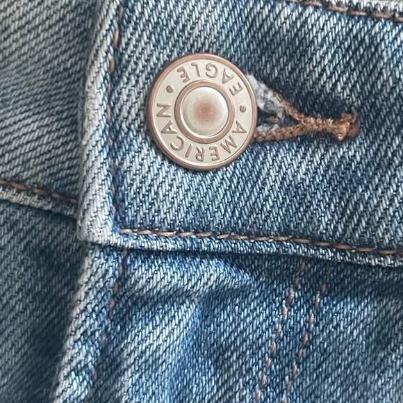 American Eagle Mom Jeans - Never Worn - Picture 3 of 3